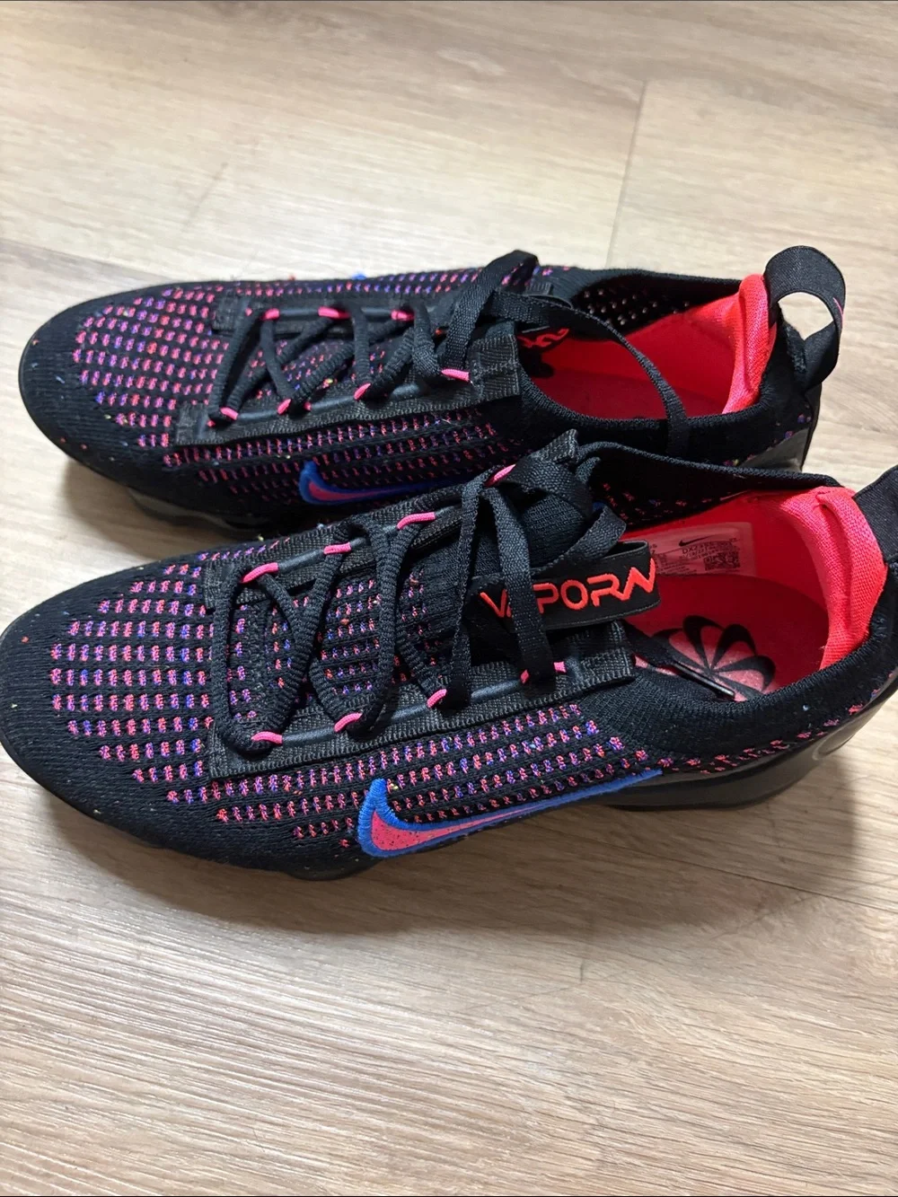 Nike Women's Black Pink Purple Knit Sneakers